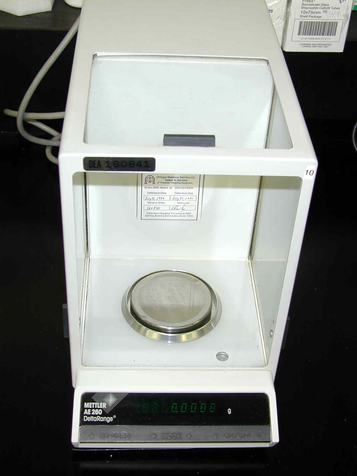 Timbangan Presisi untuk Laboratorium